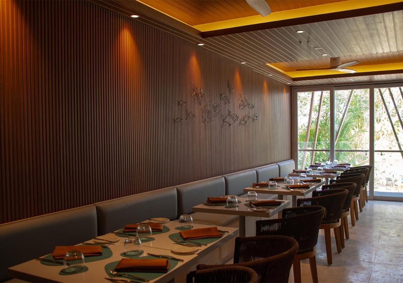 Stone Beach Club Dhiffushi Exterior foto