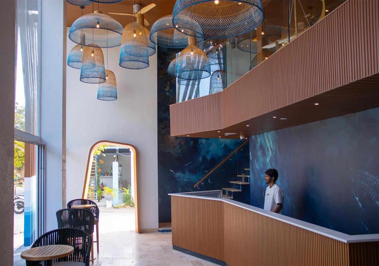 Stone Beach Club Dhiffushi Exterior foto